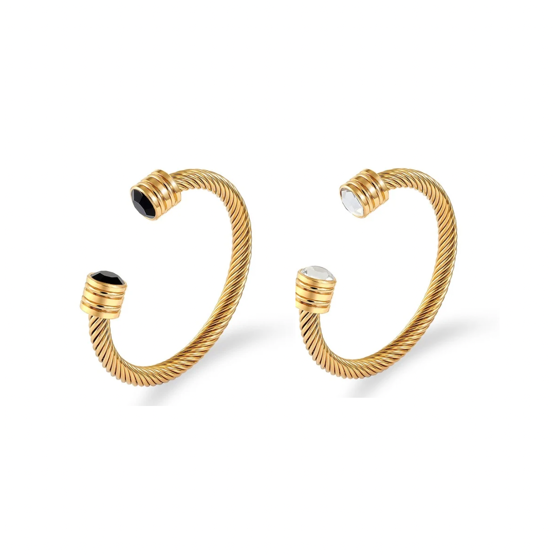 Lia Bangle