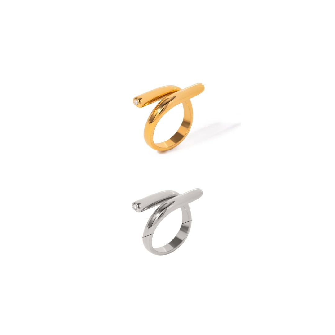Mia Ring