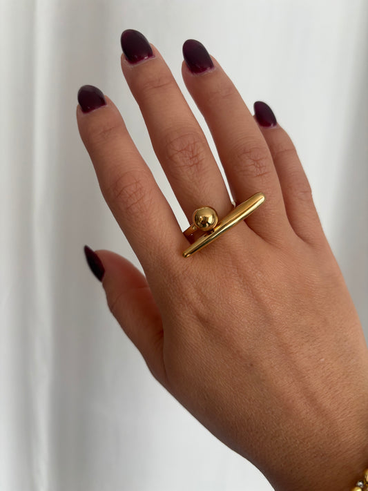 Orbit Bar Ring