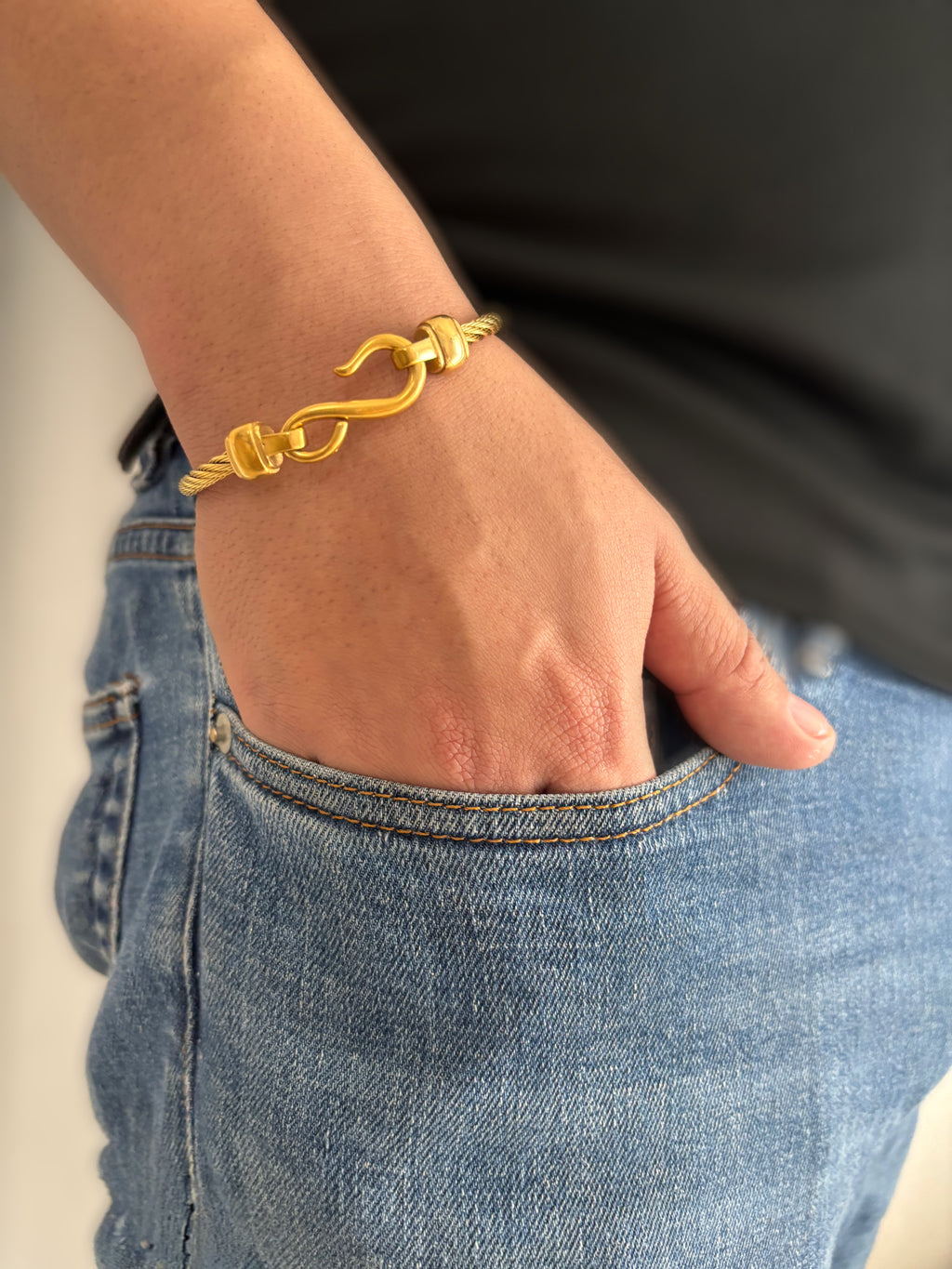 Hook Cable Bracelet