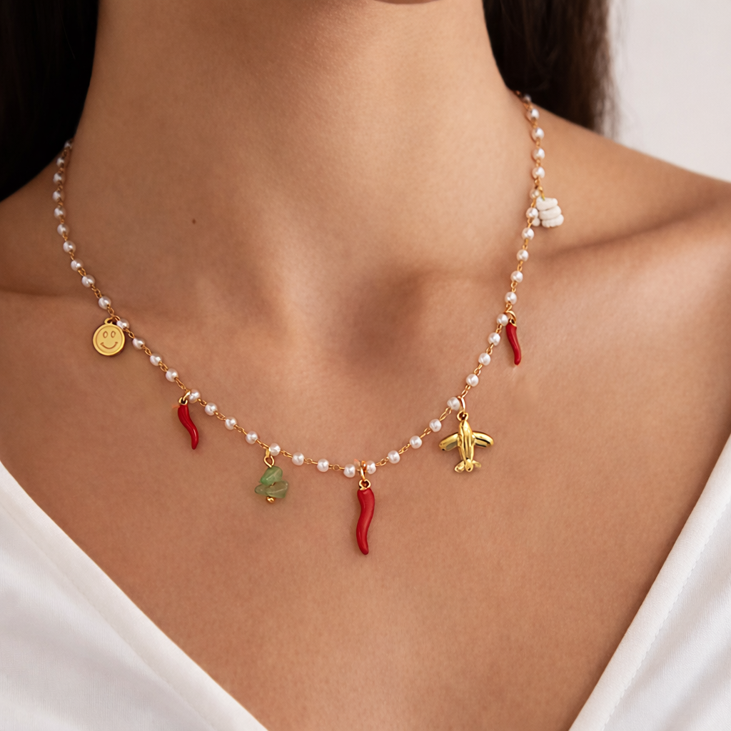 Dolce Vitta Charm Necklace