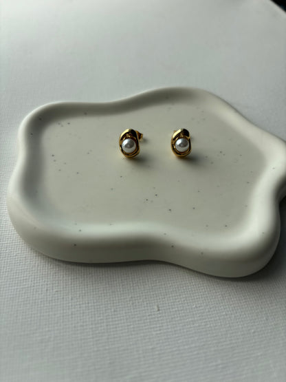 Eternal Pearl Earrings