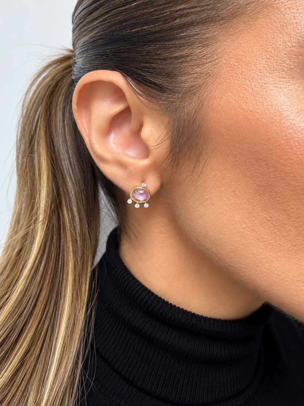 Rosé Studs