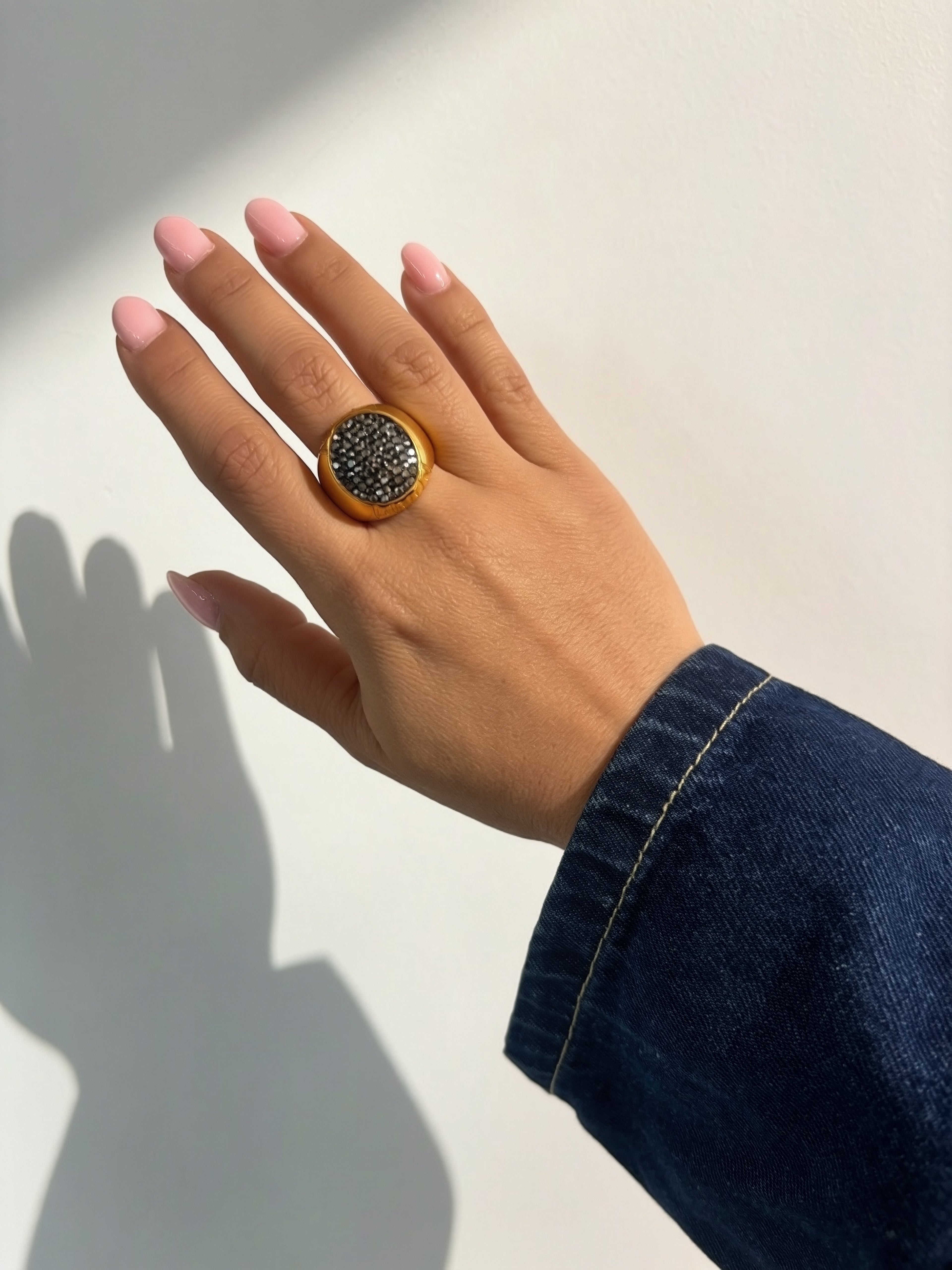Noir Halo Ring