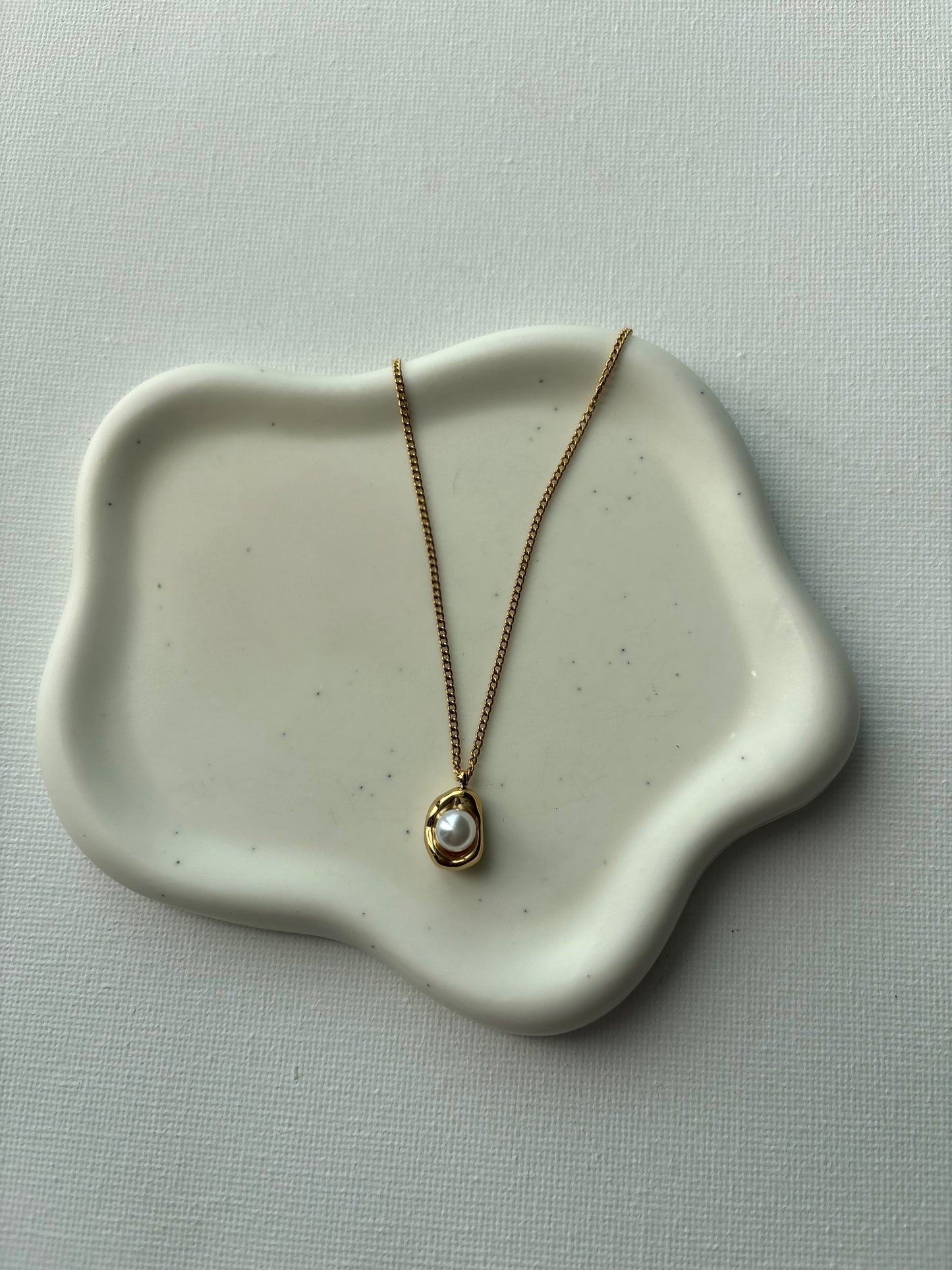 Eternal Pearl Pendant Necklace