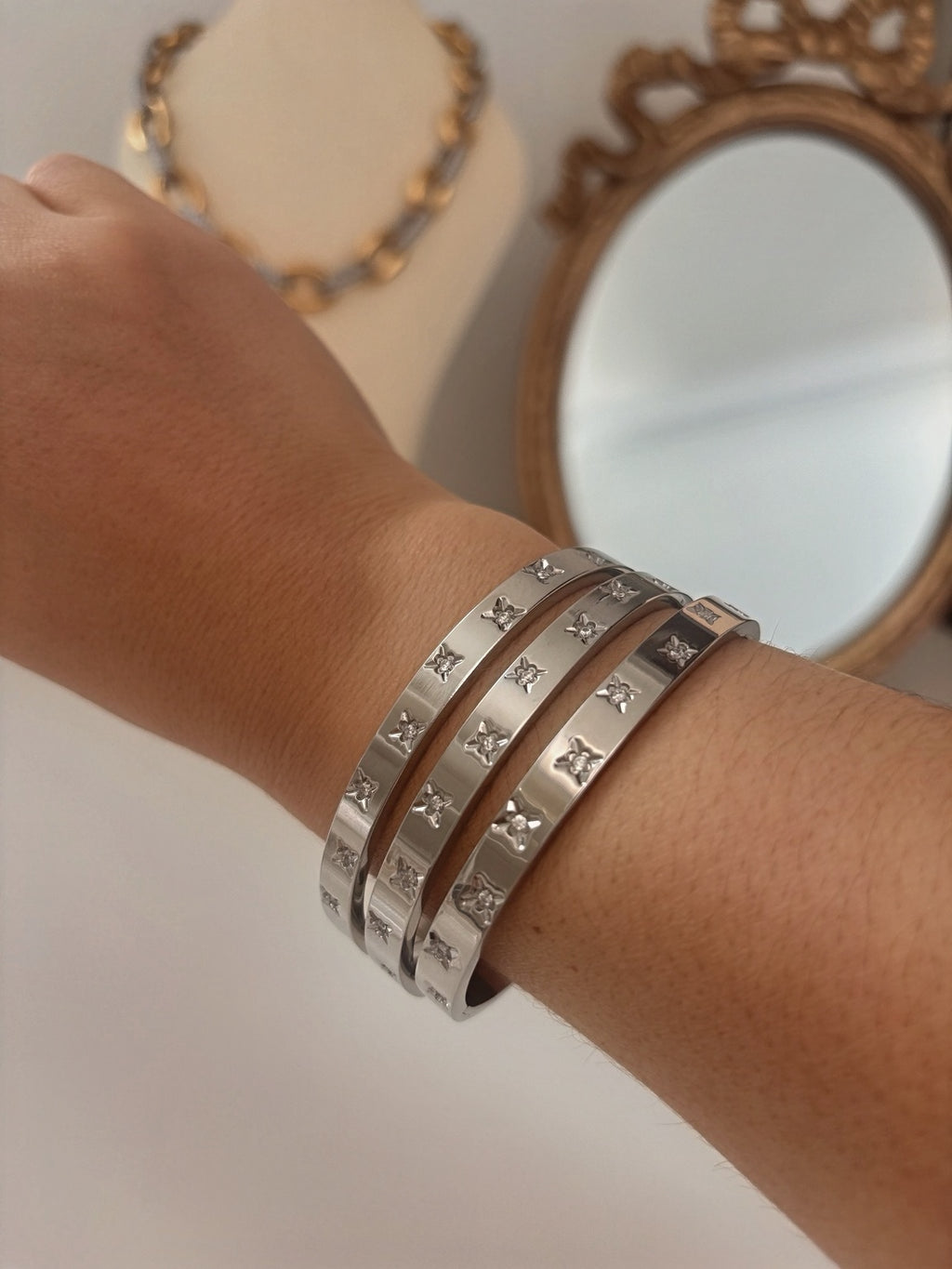 Star Light Bangle
