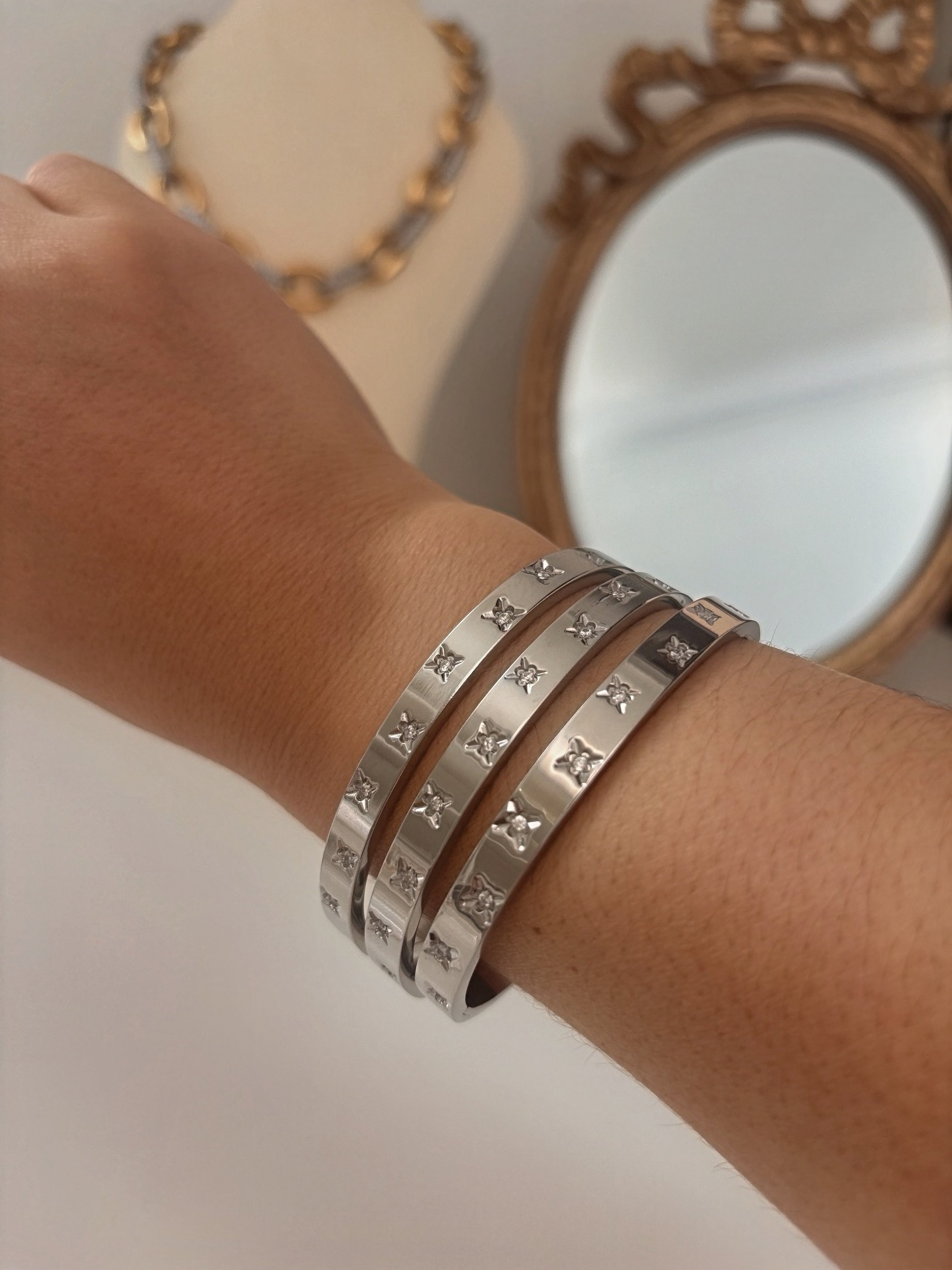 Star Light Bangle