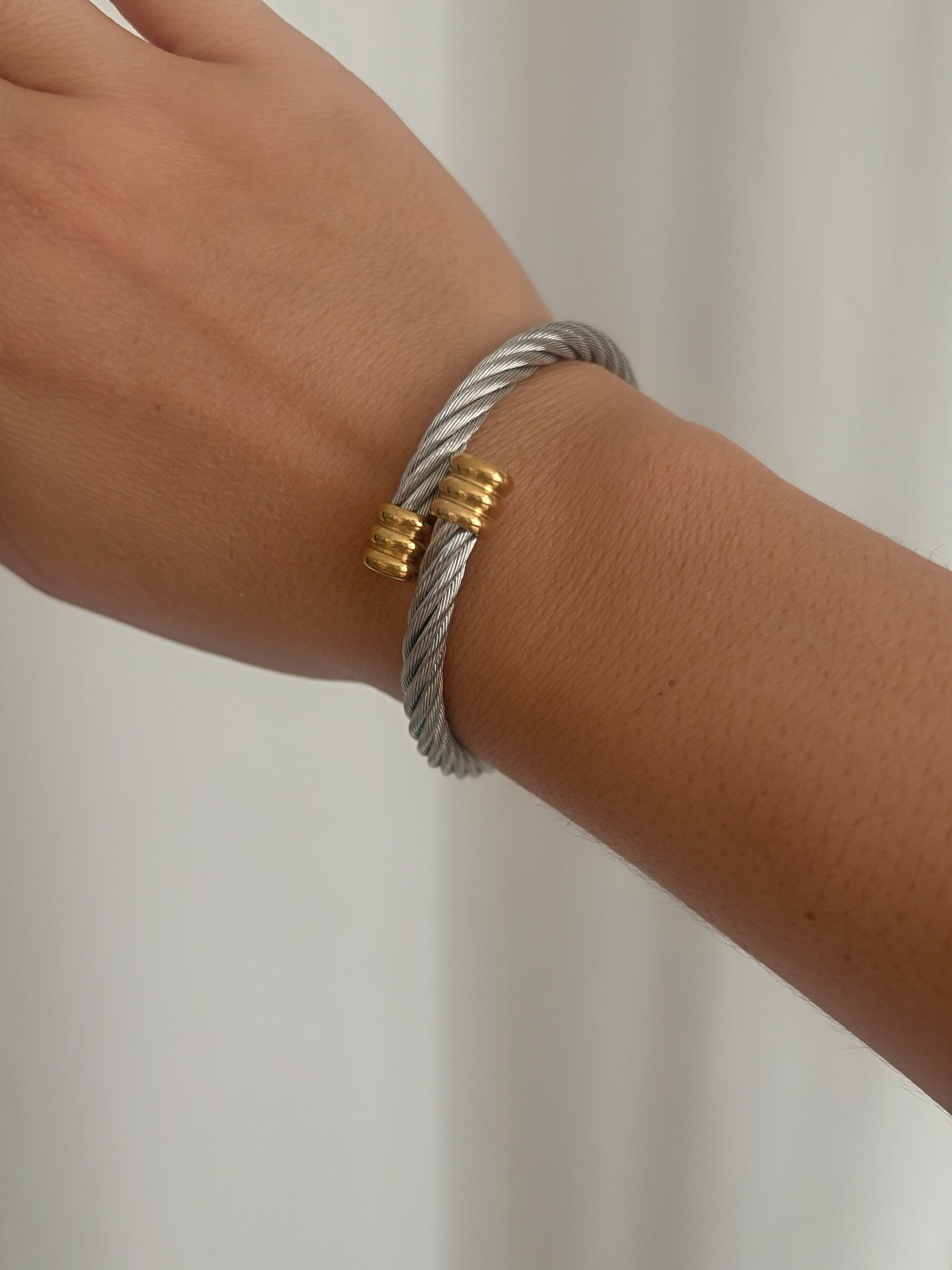 Verona Bangle