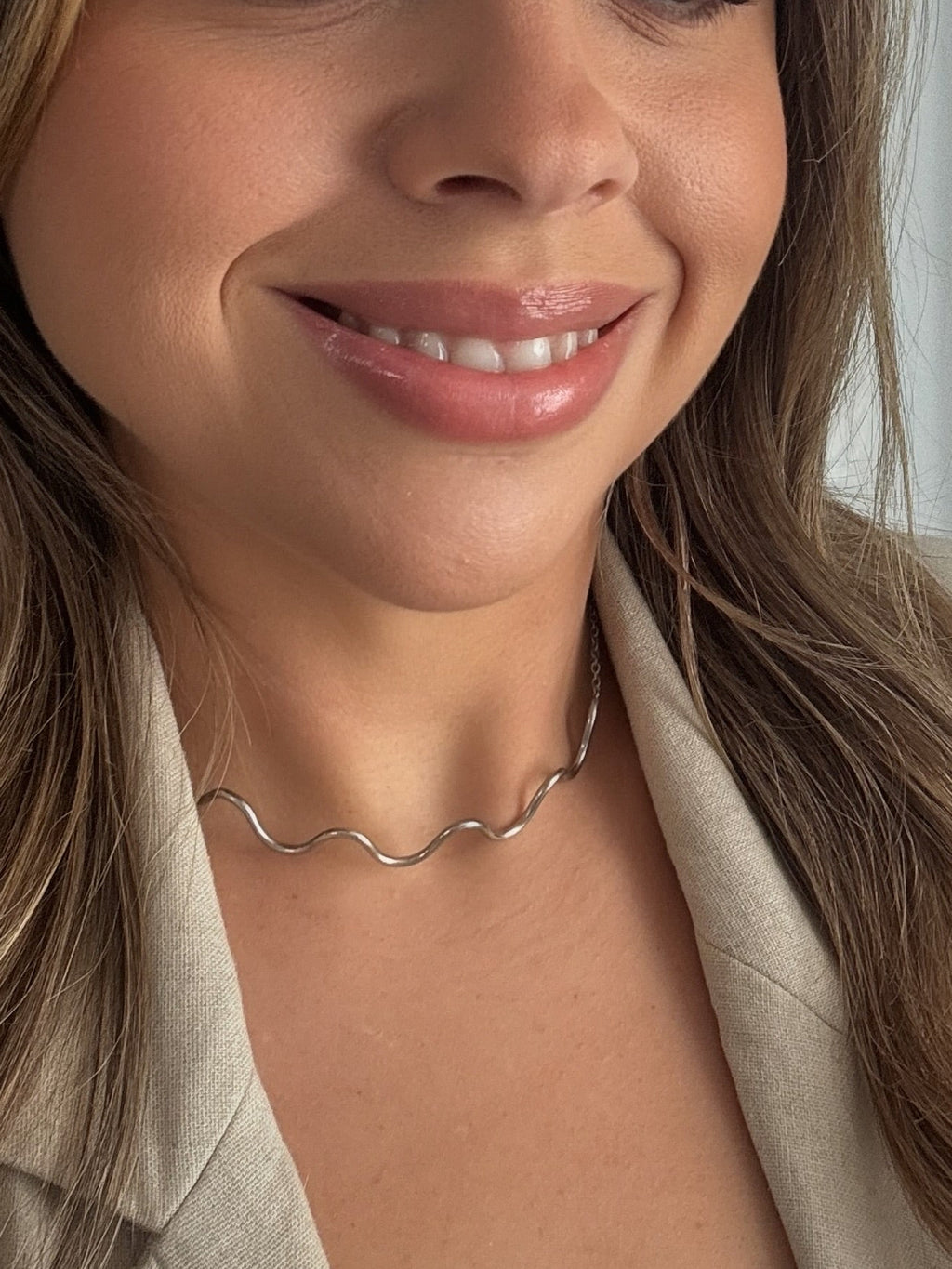 Wavy Choker