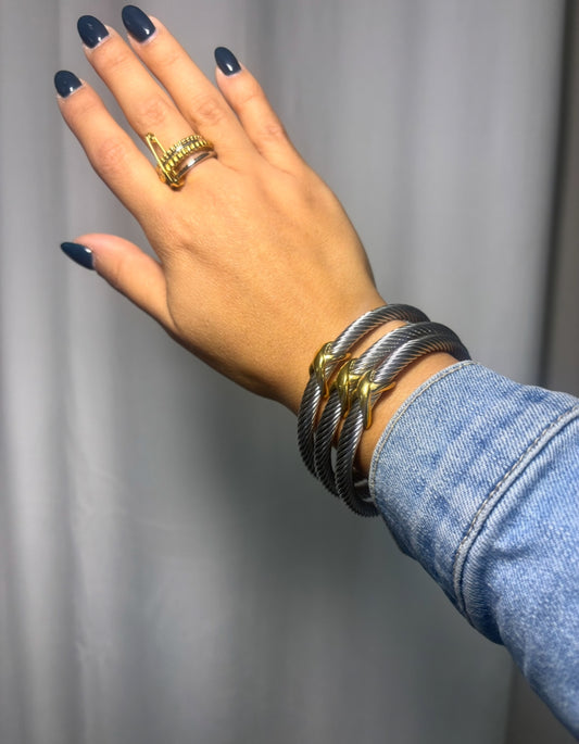 Twist & Knot Bangle