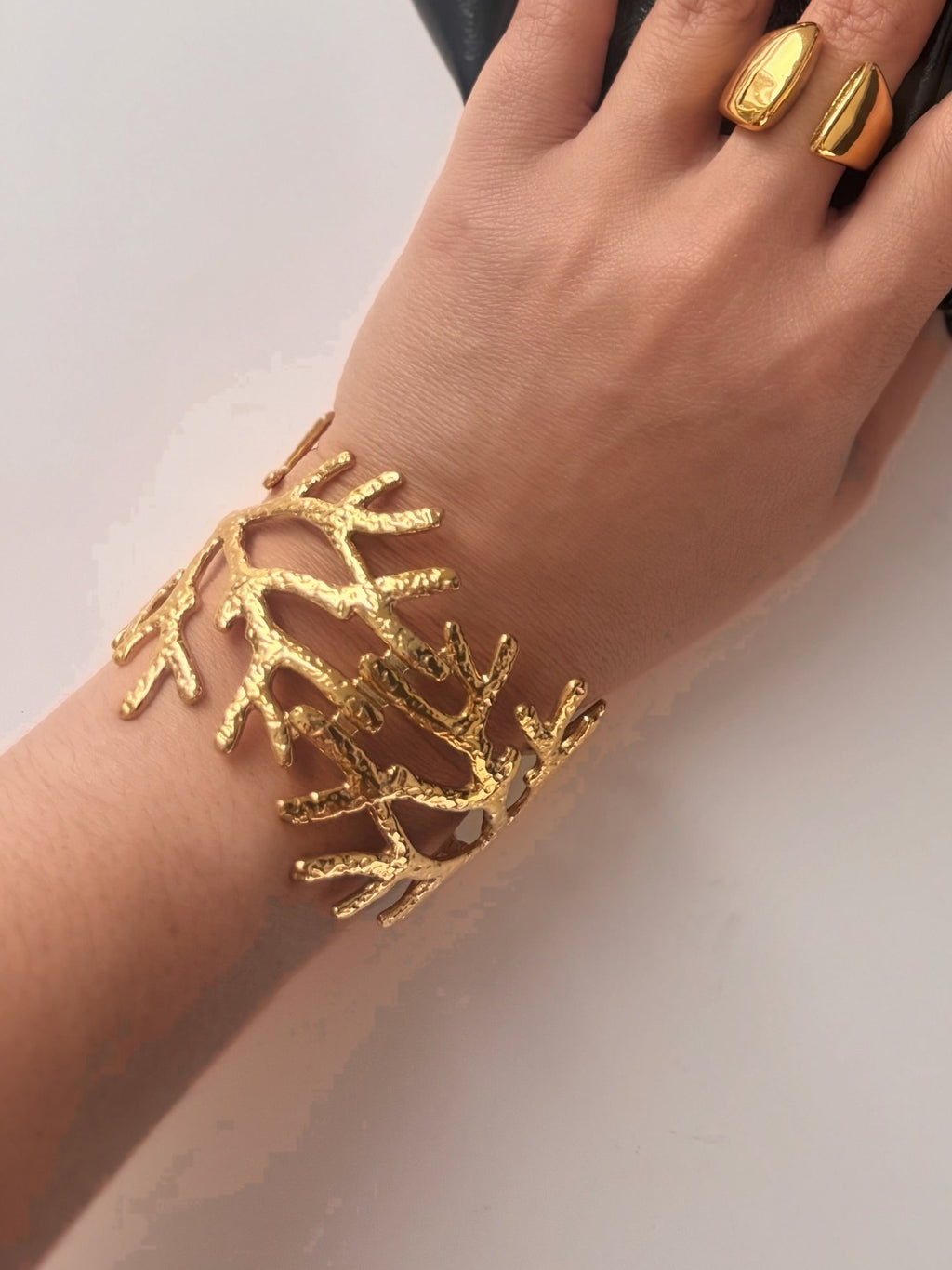 Arrecife Cuff Bracelet
