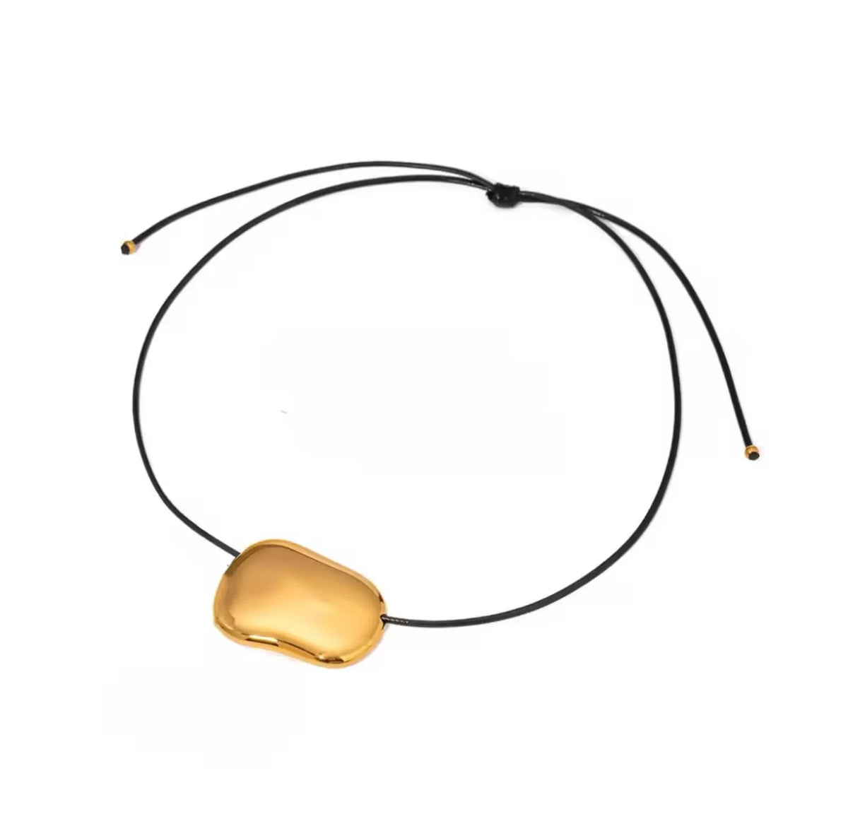 Veyra Necklace