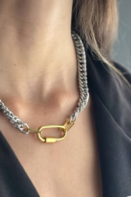 Paris Necklace