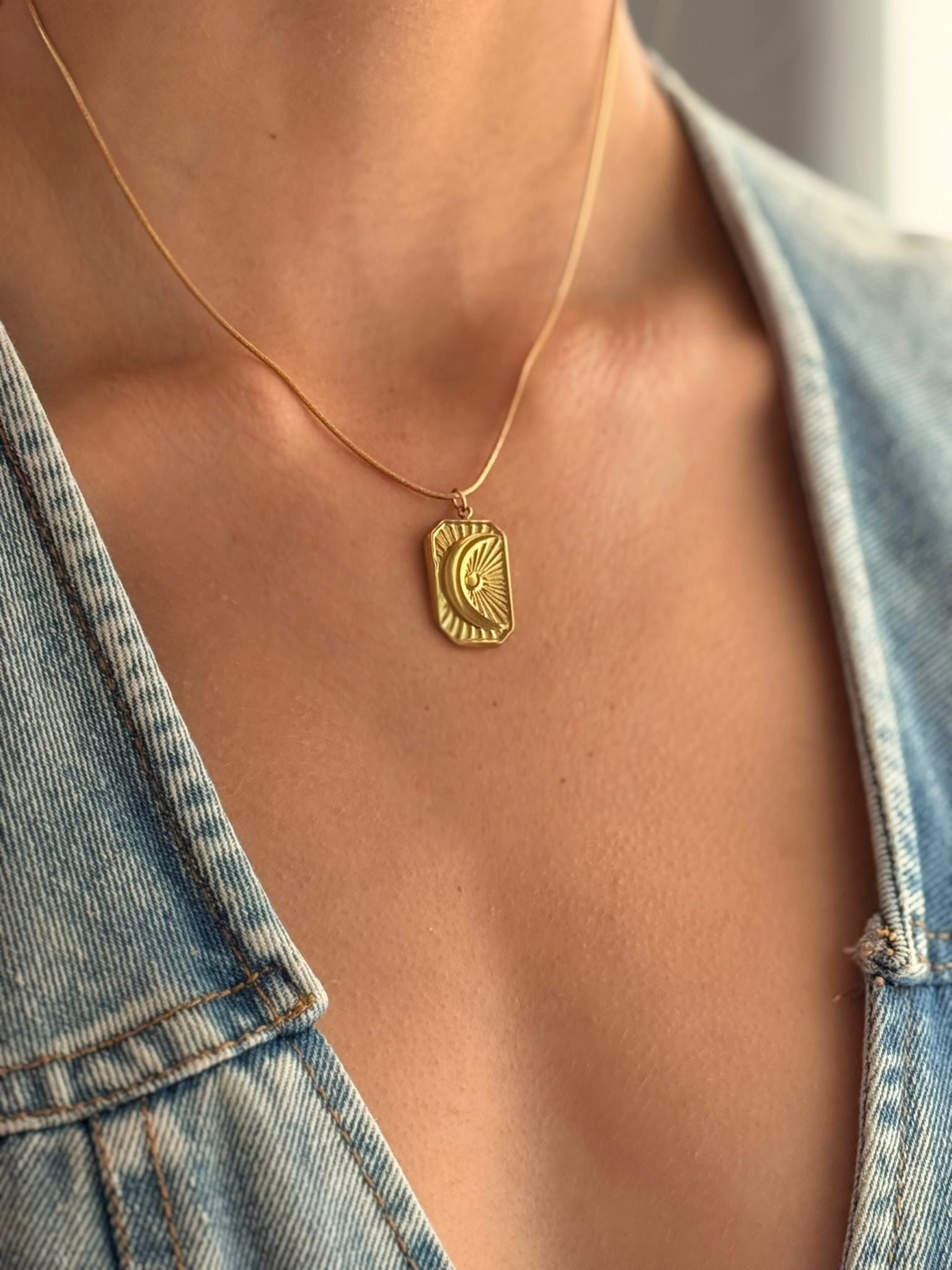 Selene Necklace
