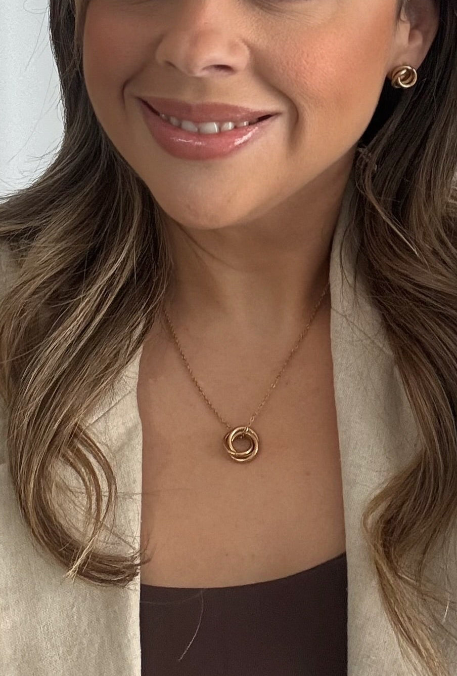 Isola Necklace