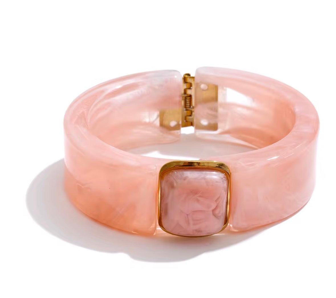 Eline Bangle