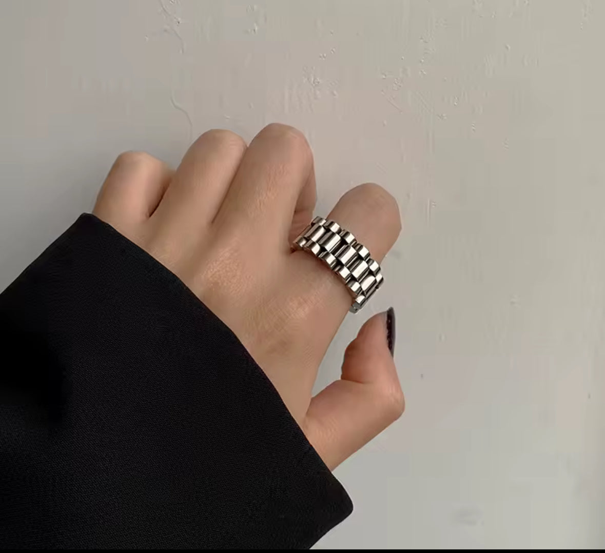 Nina Ring