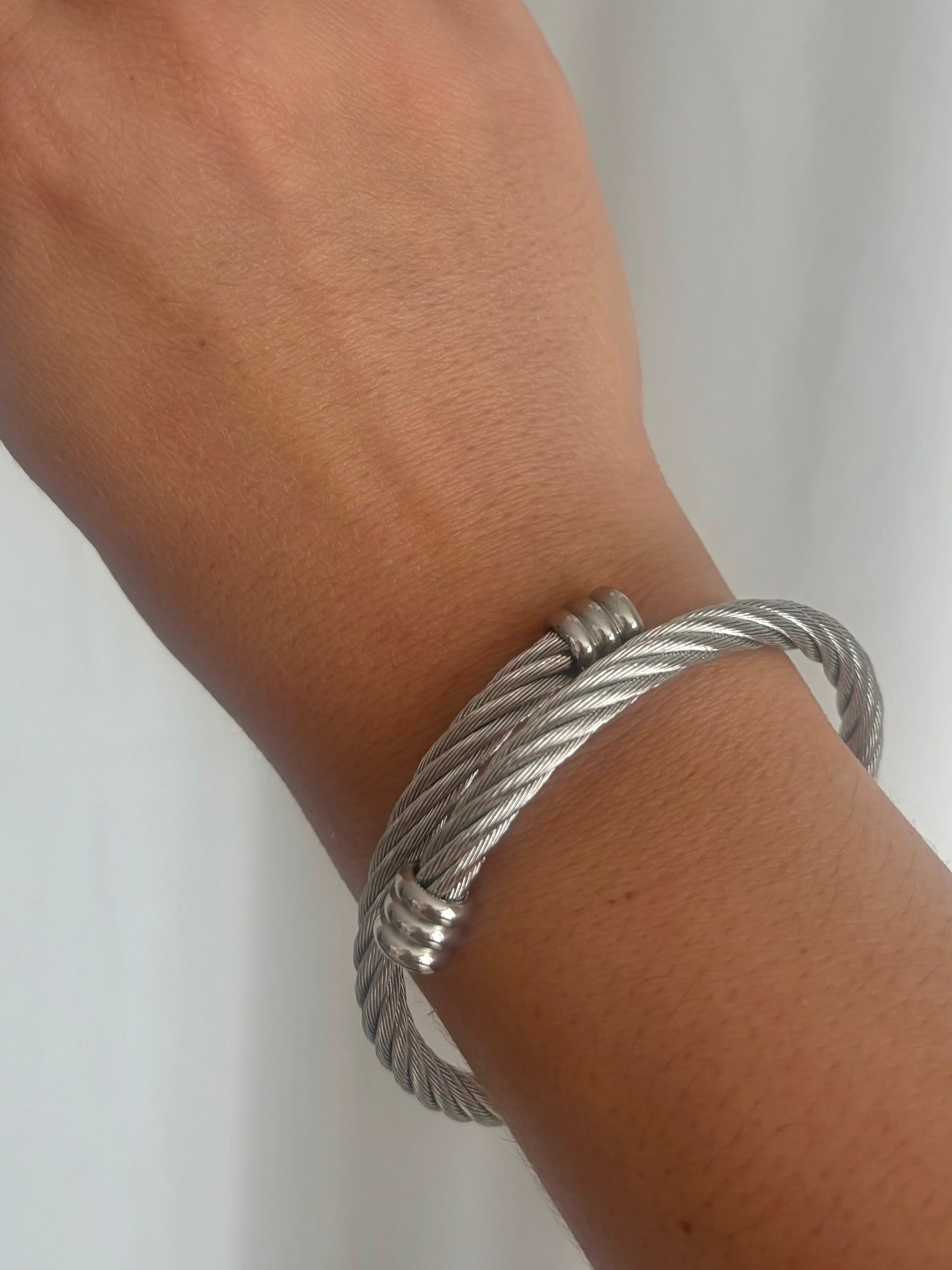 Verona Bangle