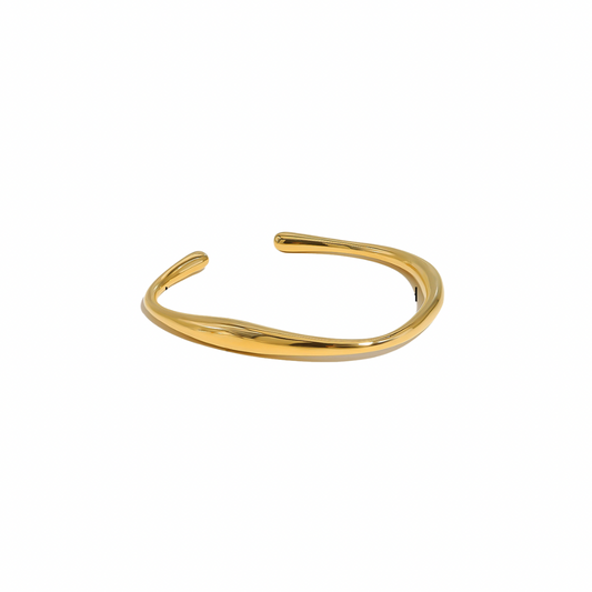 Ava Bangle