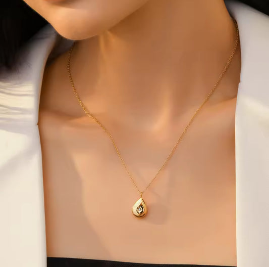 Salma Necklace