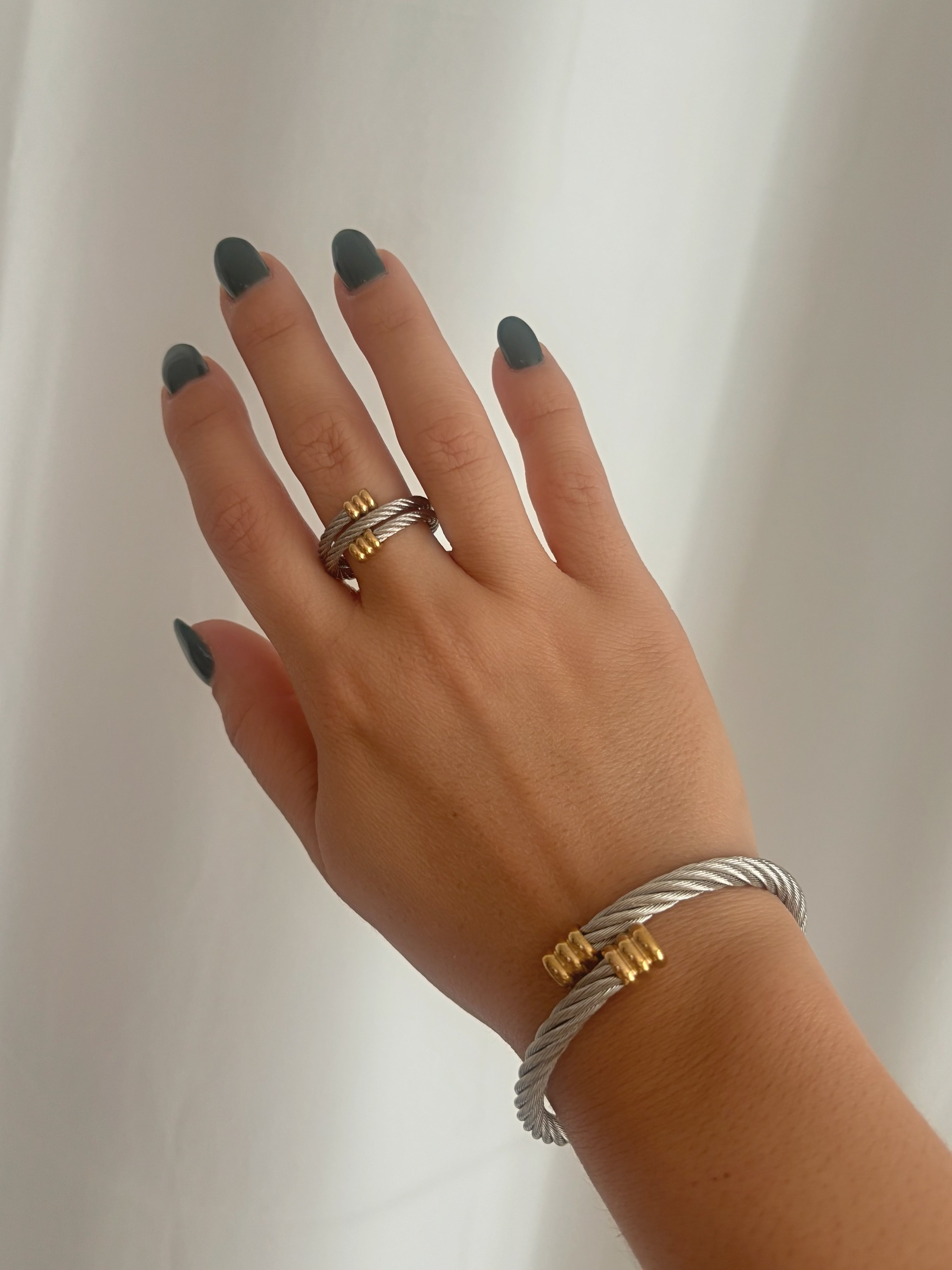Verona Bangle