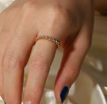 Estefanía Ring