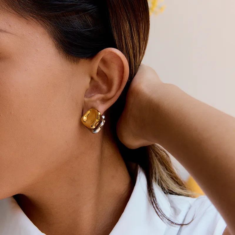 Lyra Earrings