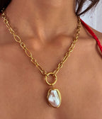 Fine Pearl Necklace