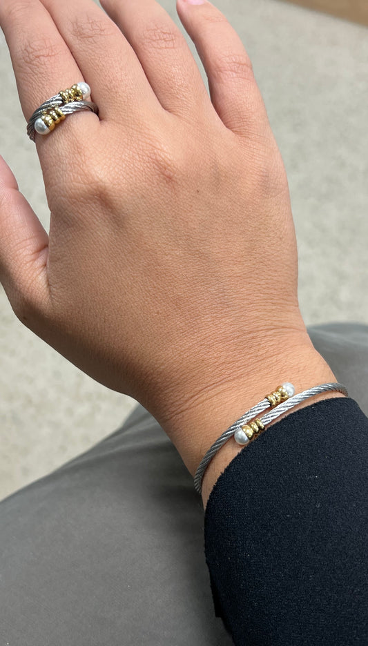 Little Pearl Bangle