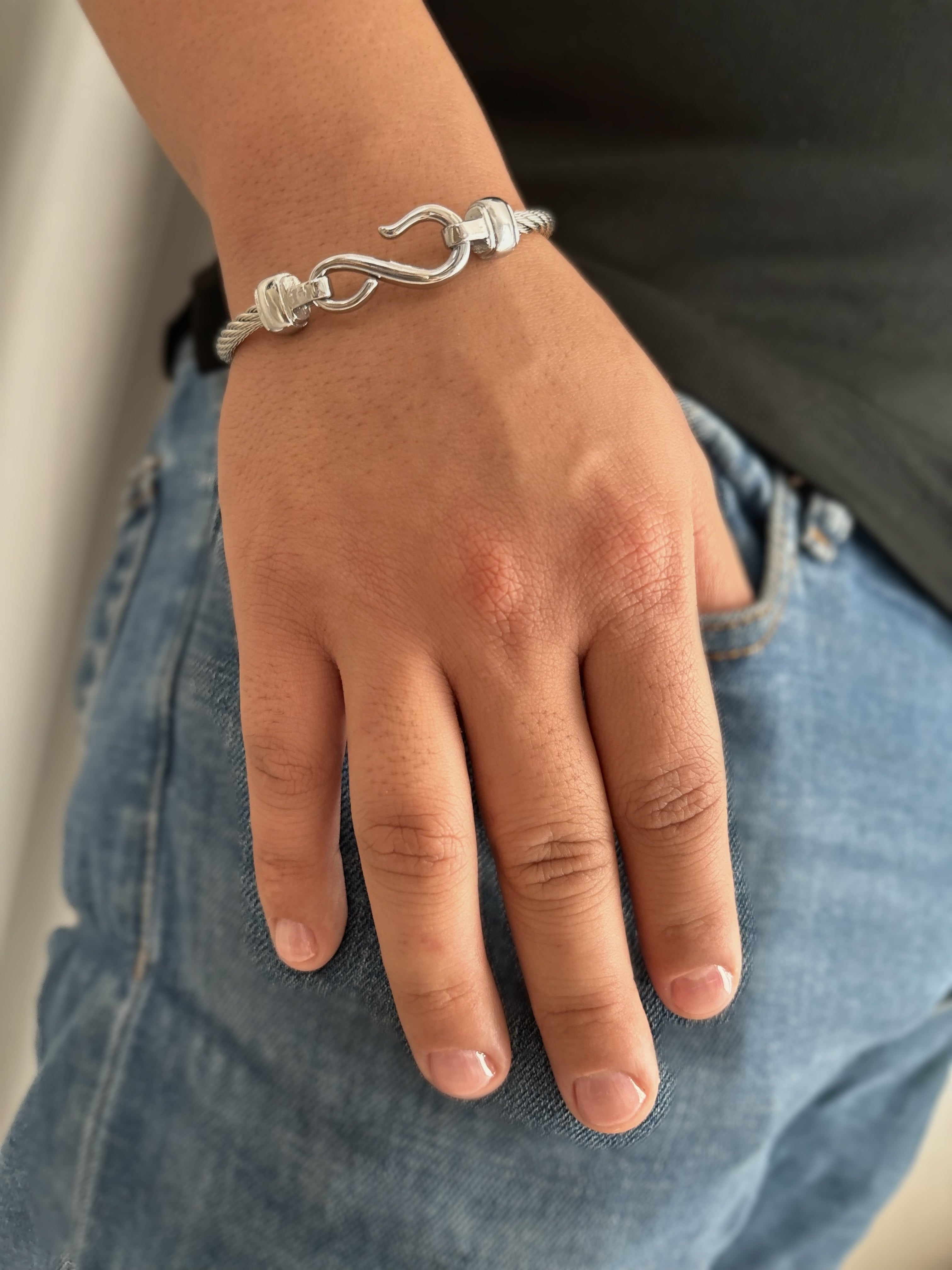 Hook Cable Bracelet