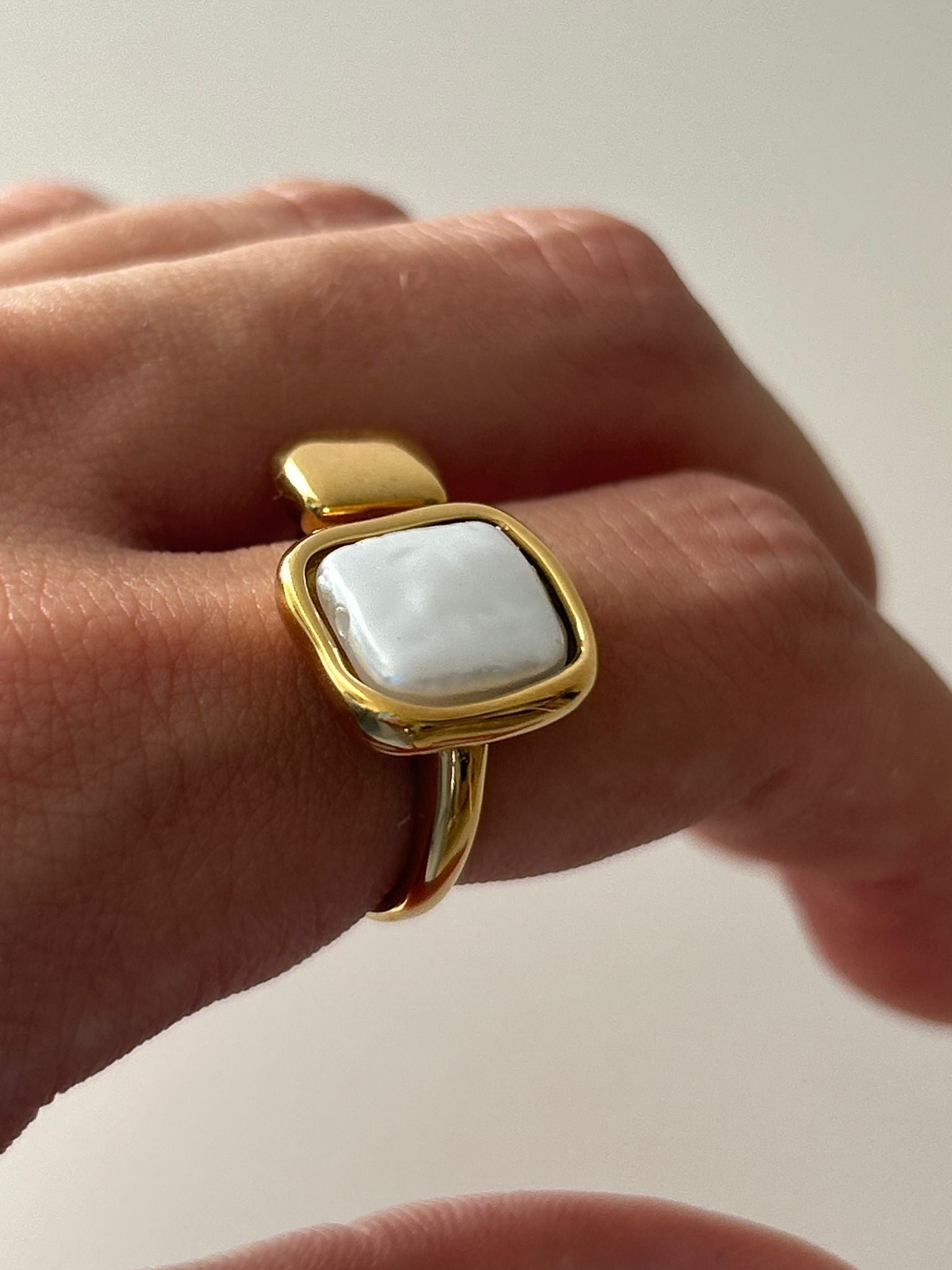 Perla Ring
