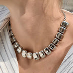 Noire Necklace