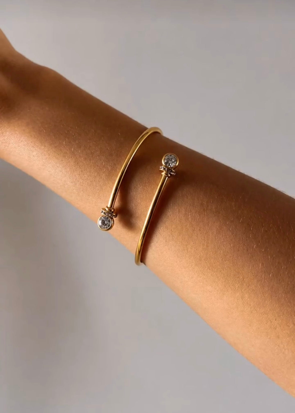 Cecilia Bangle