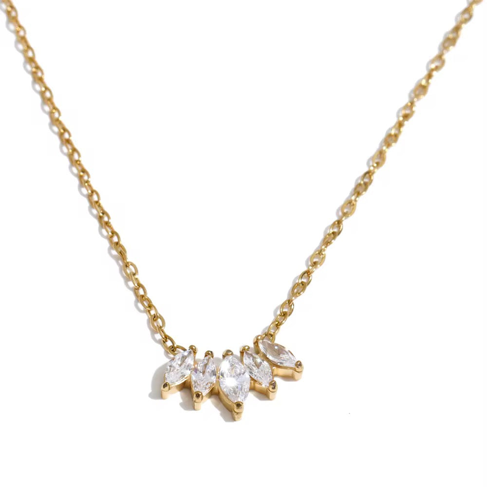 Vera Necklace