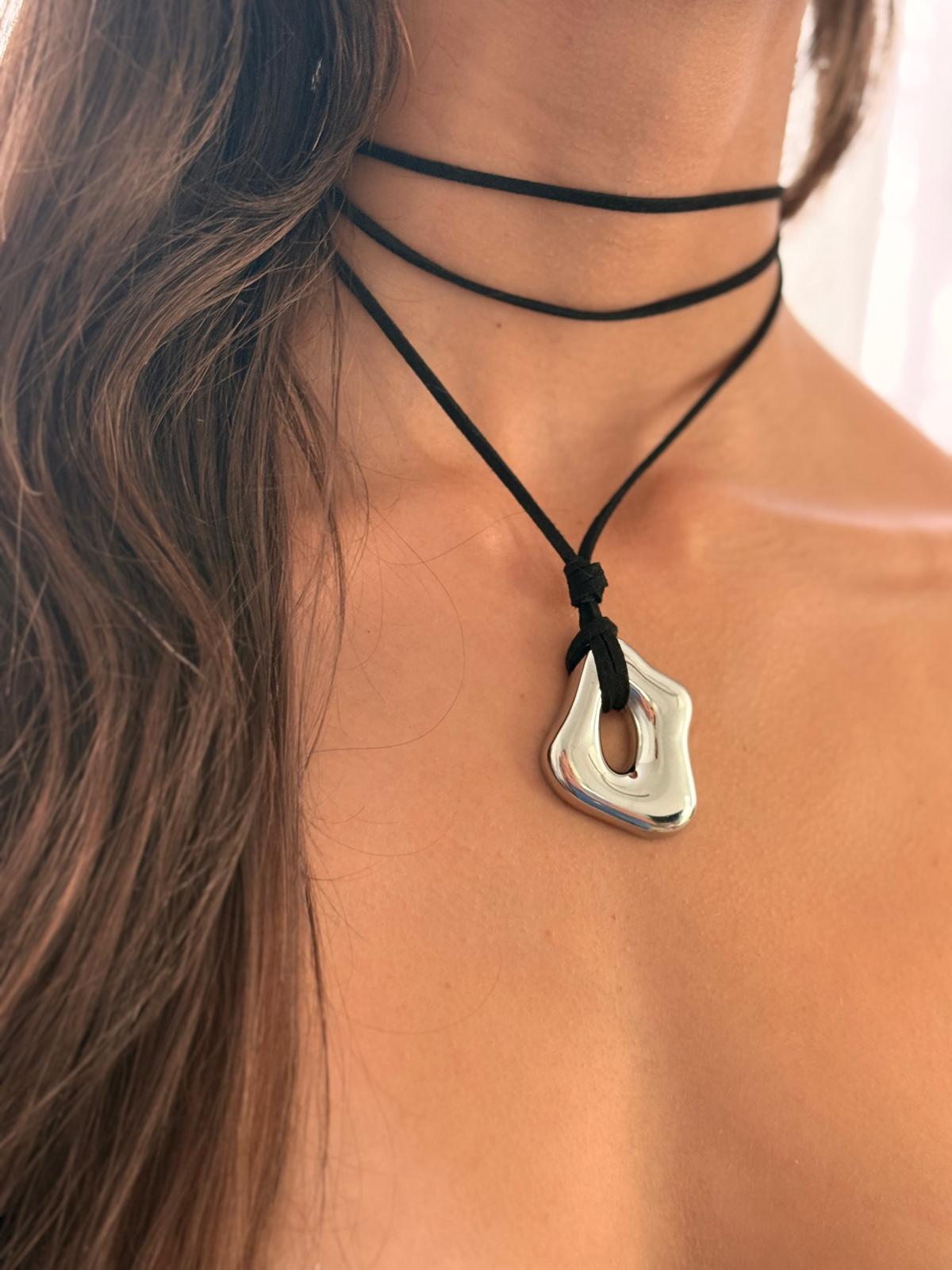 Wave Aura Necklace