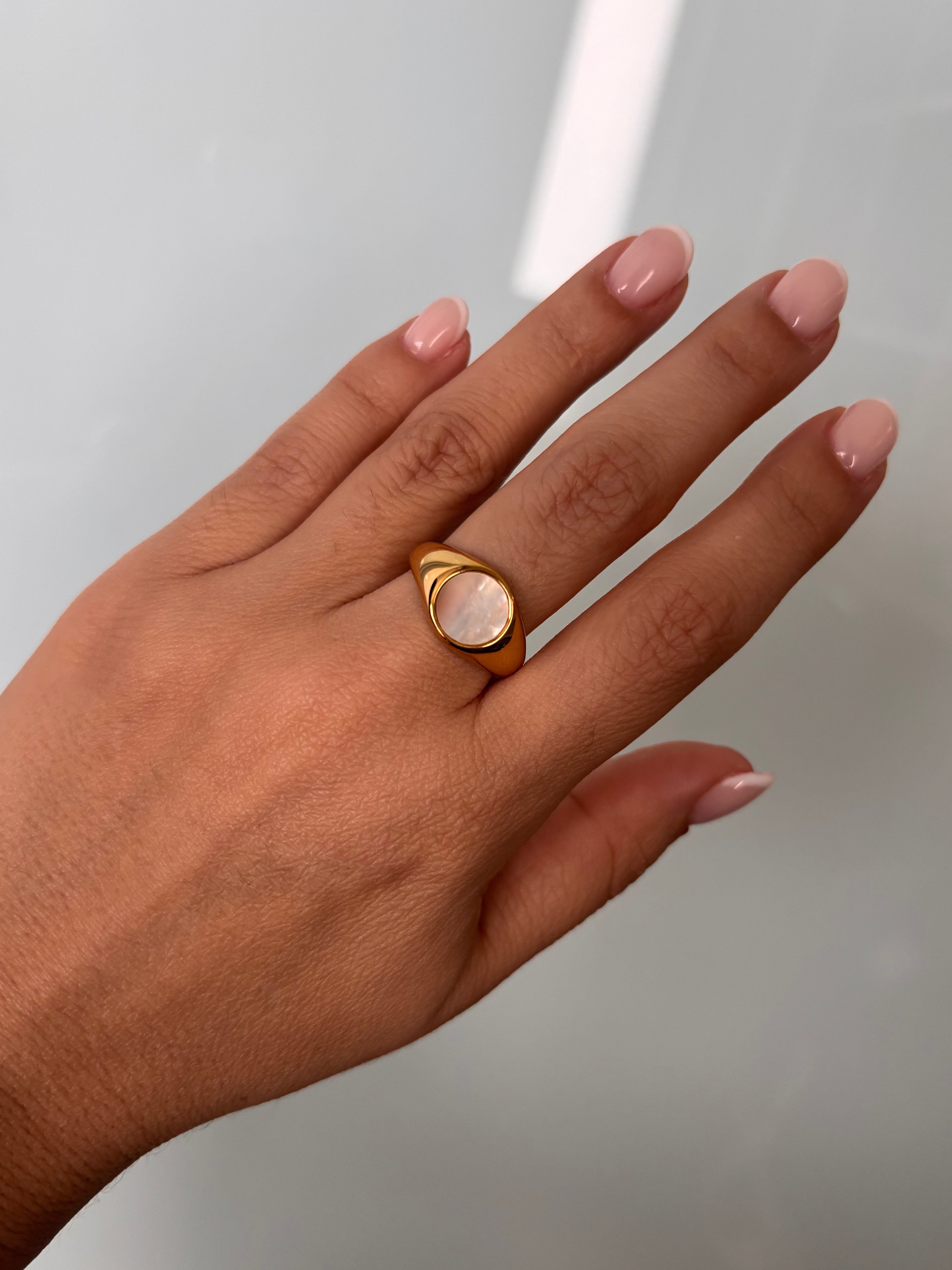 Livia Ring