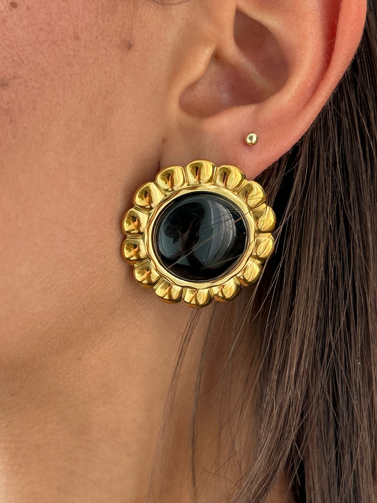 Noir Bloom Earrings