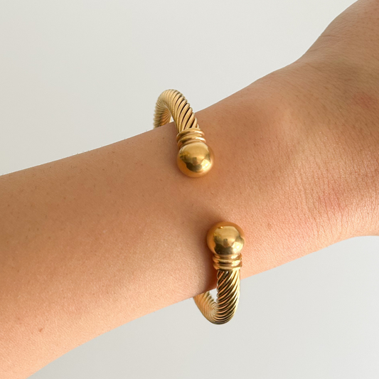 Twist & Shine Bracelet
