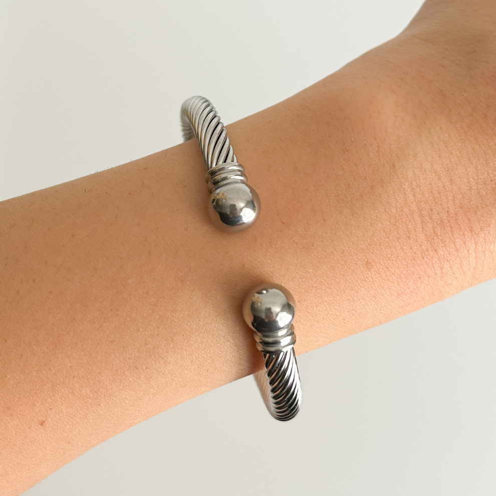 Twist & Shine Bracelet