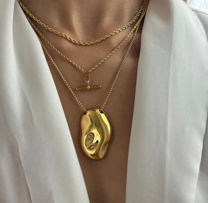 Golden Muse Necklace