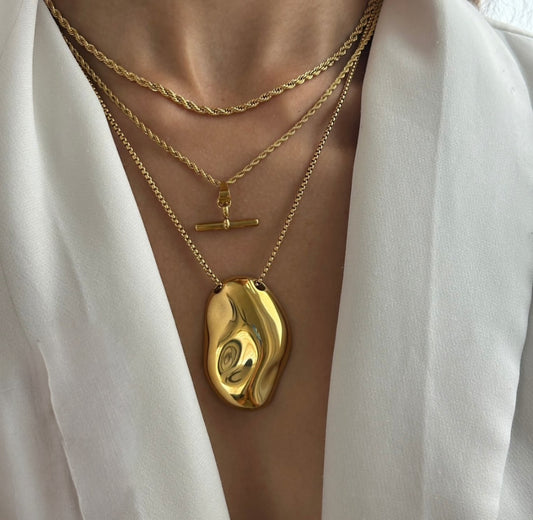 Golden Muse Necklace