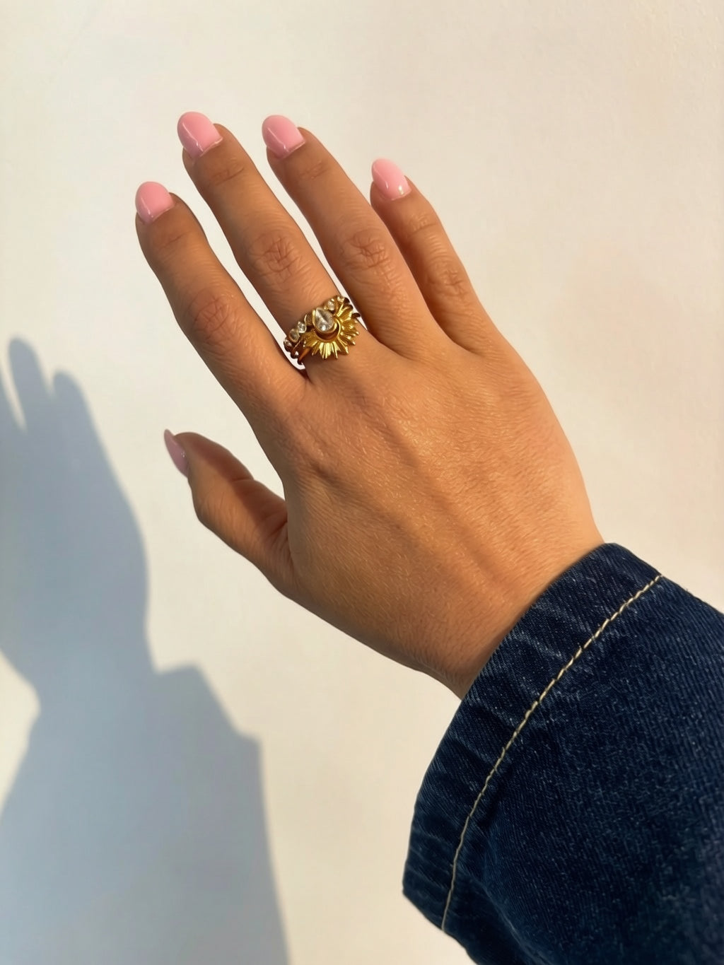 Eliana Ring