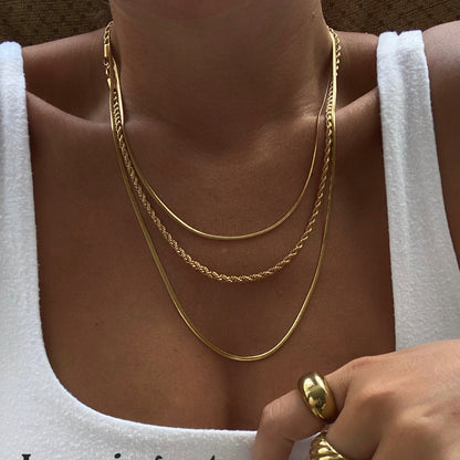 Claire Necklace