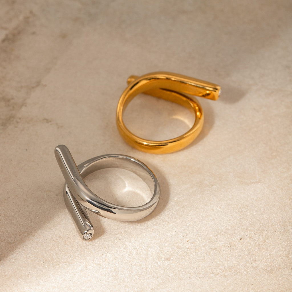 Mia Ring