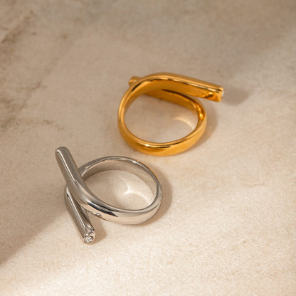 Mia Ring